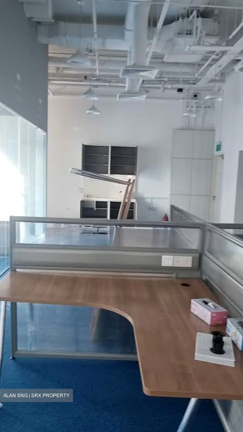 Oxley Tower (D1), Office #605340481